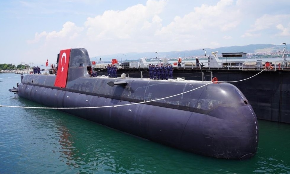 Turkey Equips Reis-Class Submarine with Dry Deck Shelter for Covert SAT Operations