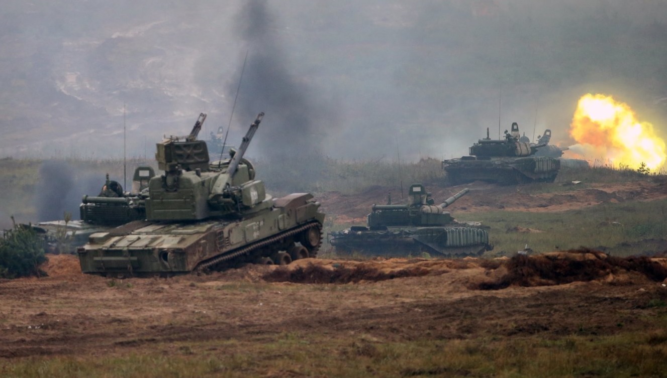 Poland Closes Borders, Boosts Defenses as Russia and Belarus Begin Zapad-2025 Drills Near NATO Frontier