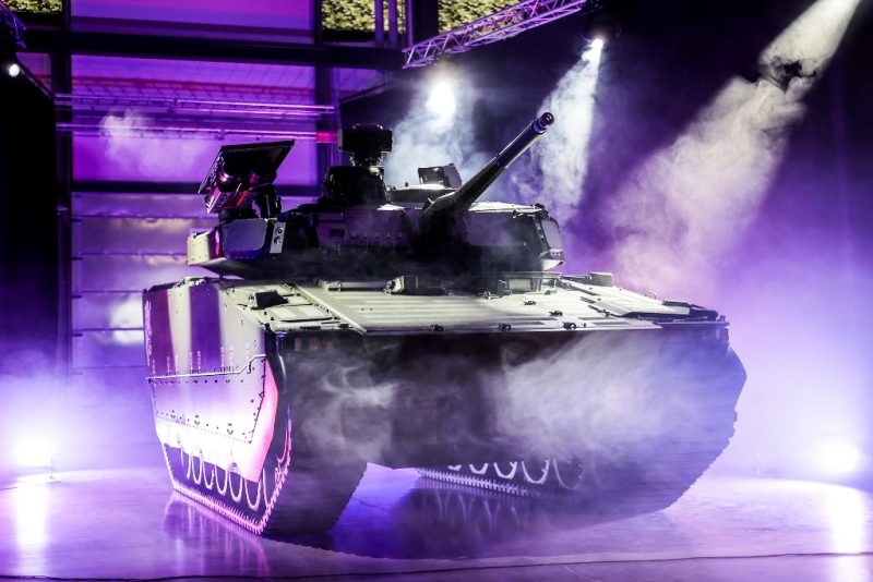 Czech Republic Unveils First CV90 MkIV Infantry Fighting Vehicle in Sweden