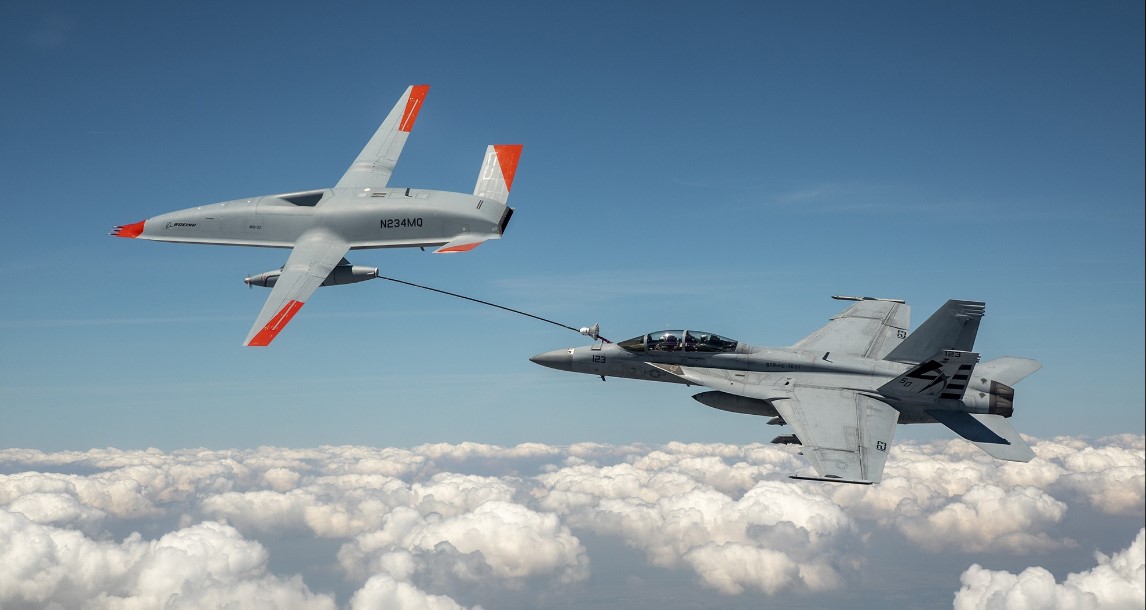 Boeing Demos Virtual Manned-Unmanned Aerial Refueling