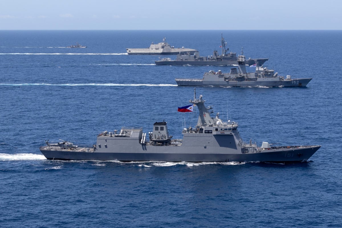 Philippine and U.S. Navies Conduct First Joint Patrol of 2025 in South China Sea Amid Regional Tensions