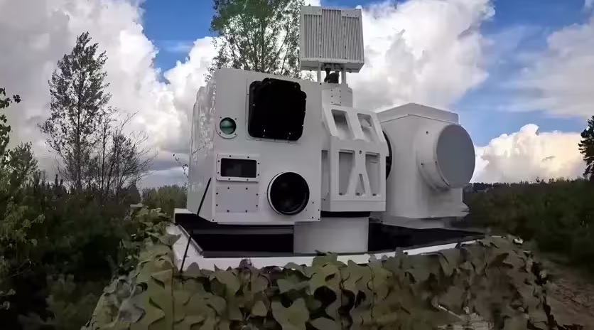 Russian LazerBuzz Posokh Laser System Destroys Fixed-Wing FPV UAV at 1.5 km Range in Tests
