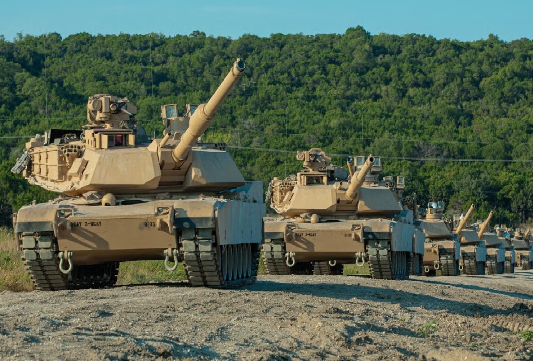 Poland Receives 36 More U.S. M1A2 SEPv3 Abrams Tanks and Seven M88A2 Recovery Vehicles