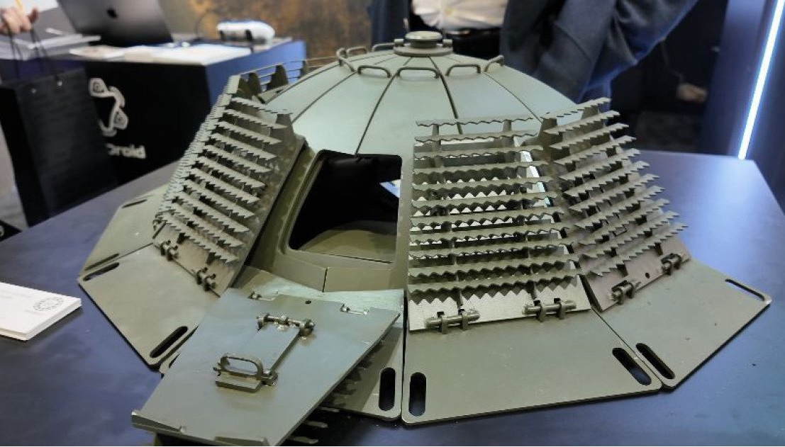 Ukrainian Firm PARABELLA Unveils Armored Frontline Capsule for 10 Troops with 360-Degree Observation at Eurosatory 2026