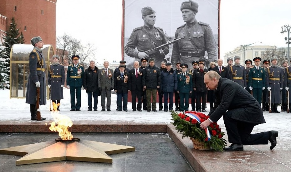 Putin Invokes World War II Sacrifice to Challenge Western Claims of a Russian Threat