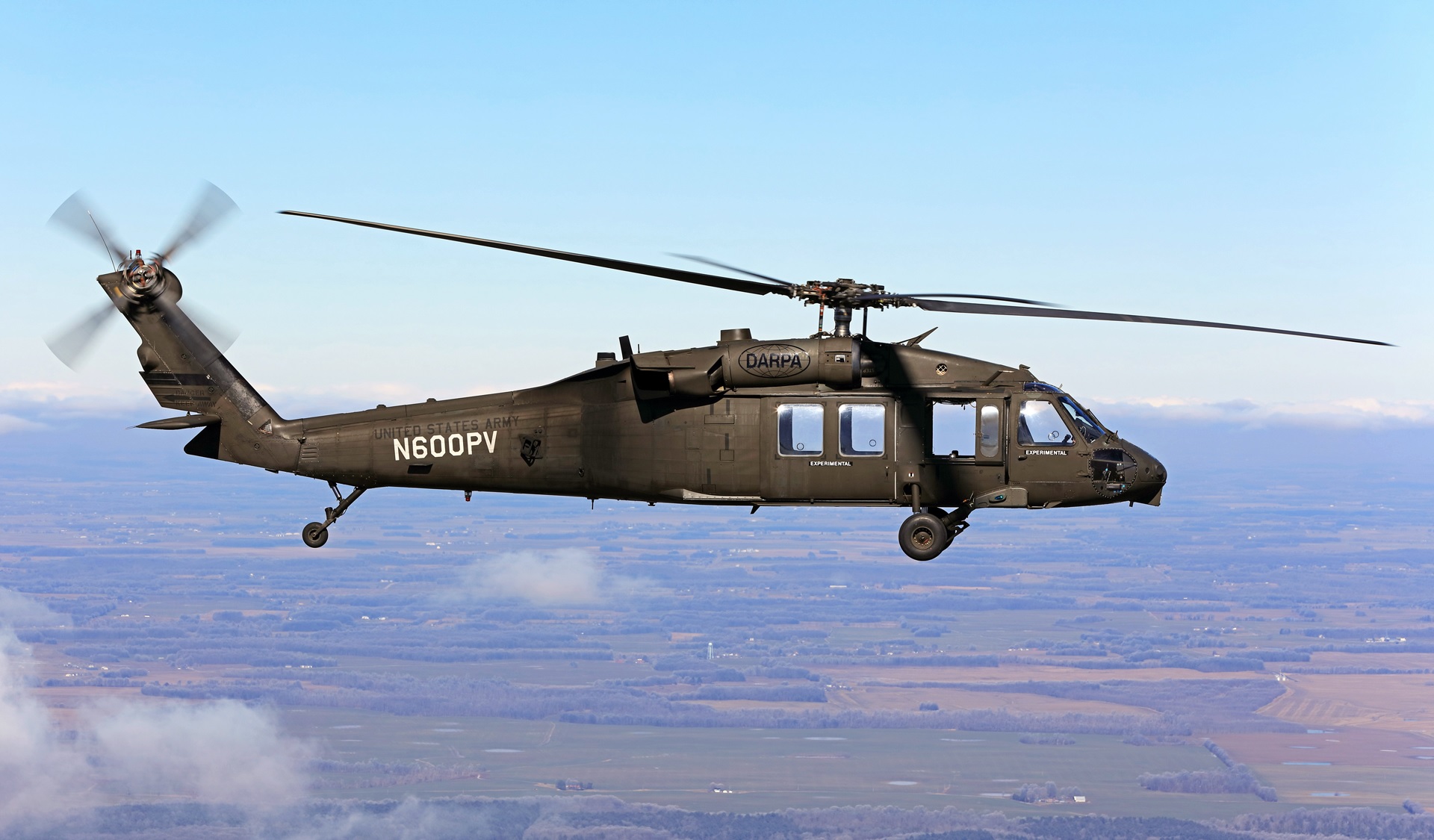 U.S. Army Receives First Autonomous-Ready H-60Mx Black Hawk Helicopter for Testing