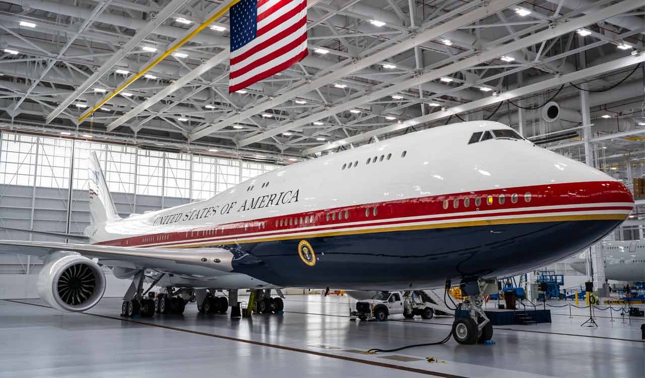 U.S. Air Force Unveils VC-25B Bridge Aircraft to Support Presidential Airlift Operations