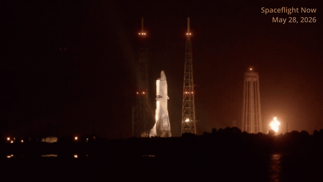 Blue Origin New Glenn Rocket Experiences Anomaly During Static Fire Test at Cape Canavera