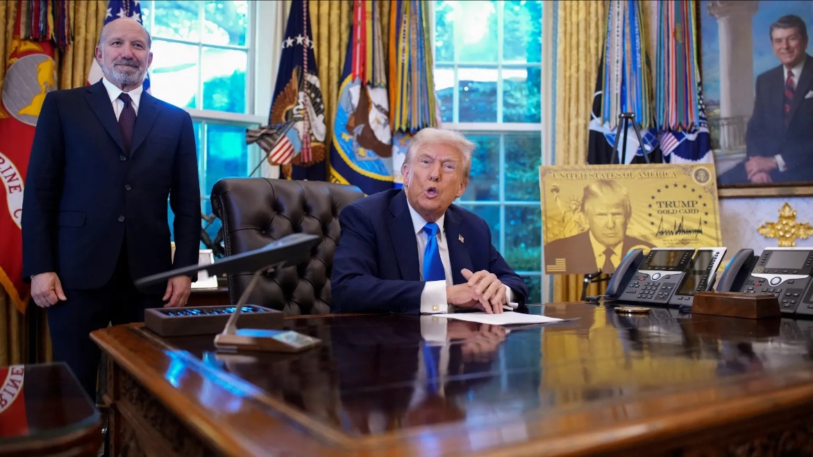 Trump Imposes $100,000 Fee on H-1B Visas in Historic Crackdown