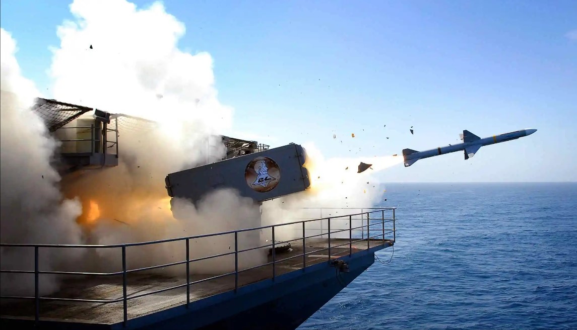 US Forces Down Drones, Missile Fired From Yemen at Warship