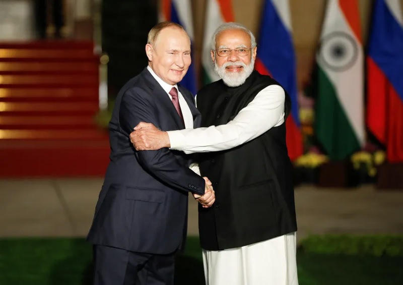 Russia Dismisses Reports of Major Investment in Pakistan, Reaffirms Strong Ties with India