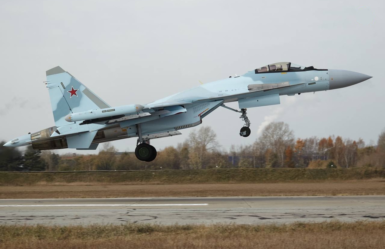Russian Aerospace Forces Receive New Batch of Su-35S Fighter Jets Amid Sanctions and Rising Production