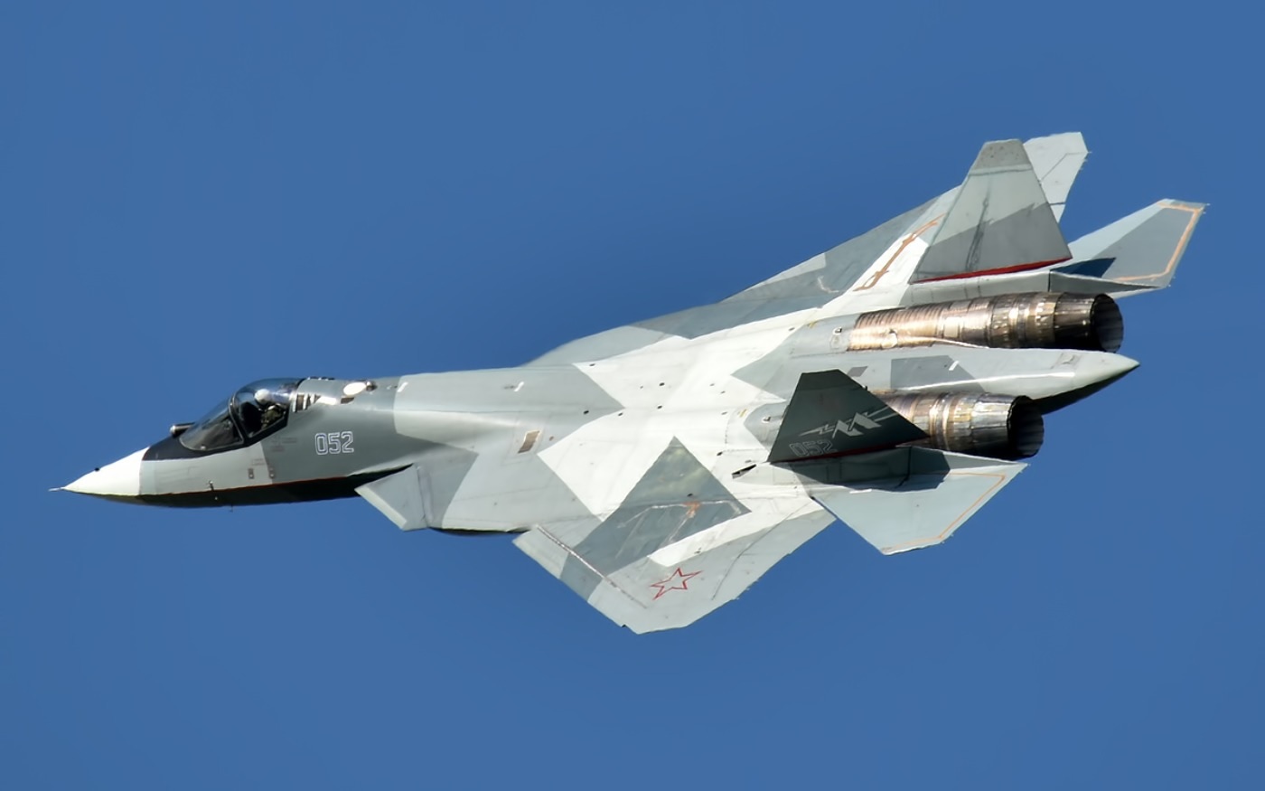 Russian Analysts Debate Su-57 Capabilities After Putin Calls Fighter Superior to F-35