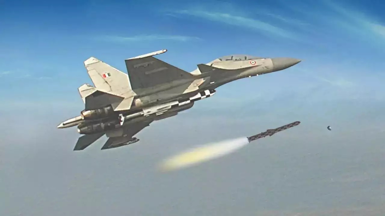 IAF Planning 20 More Su-30MKIs to Get BrahMos-A Upgrade, Doubling Strike Capability