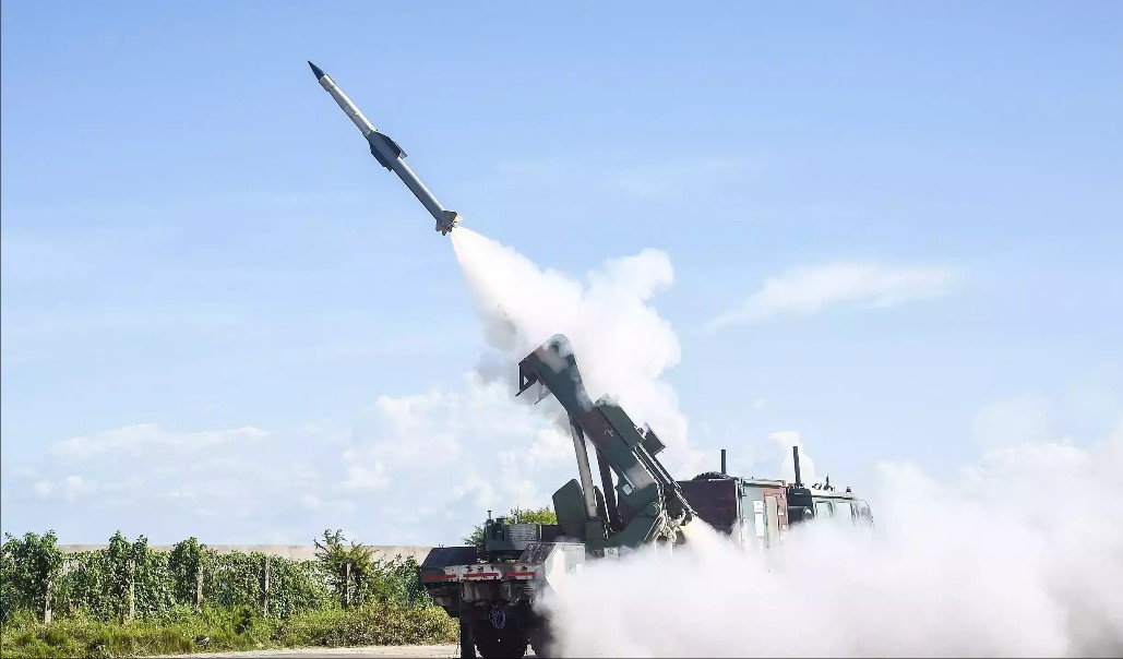 Indian Air Force Successfully Testfires "SAMAR" Air Defence Missile System at Exercise Astrashakti