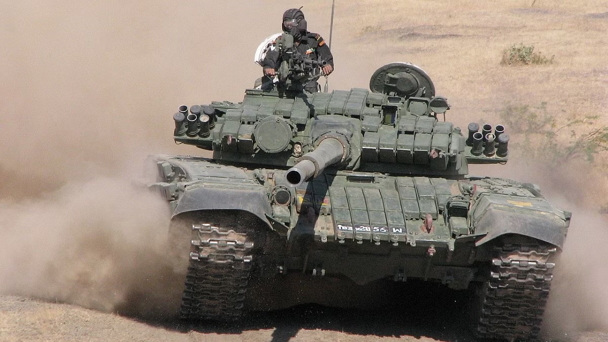 Indian Army's FRCV Delays Force T-72 Tank Life Extension to 2035 Amid Modernization Challenges
