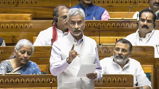 Jaishankar Slams Pakistan as ‘Serial IMF Borrower’, Rejects Trump’s Mediation Claim, and Recalls UPA's China Policy