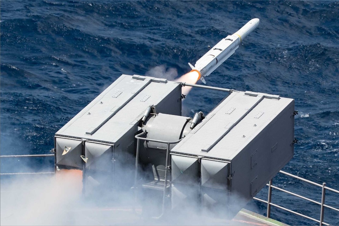 Greece Sends 24 Sea Sparrow Missiles to Ukraine