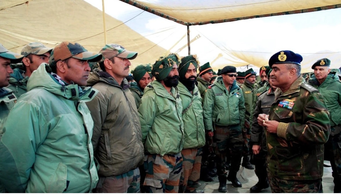 Indian Army Chief Set to Review Major Strike Corps Exercise Parvat Prahaar in Ladakh Amidst China Standoff