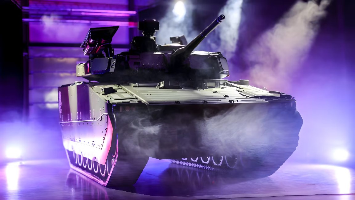 Ajax Blackjax Unveiled with Hybrid Protection and Advanced Firepower at DSEI 2025