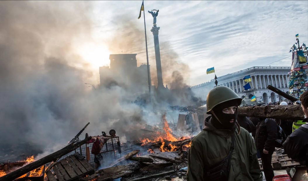 Escalating Conflict: Russia and Ukraine Exchange Overnight Air Strikes, Casualties Reported