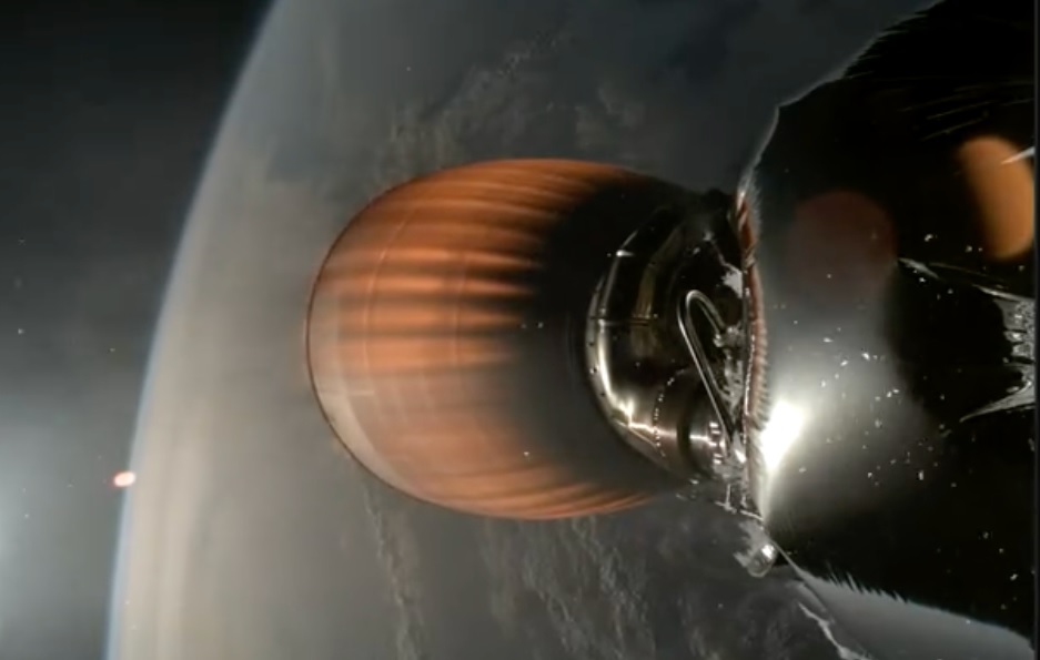 SpaceX Falcon 9 Rocket Experiences Anomaly During Starlink Satellite Launch