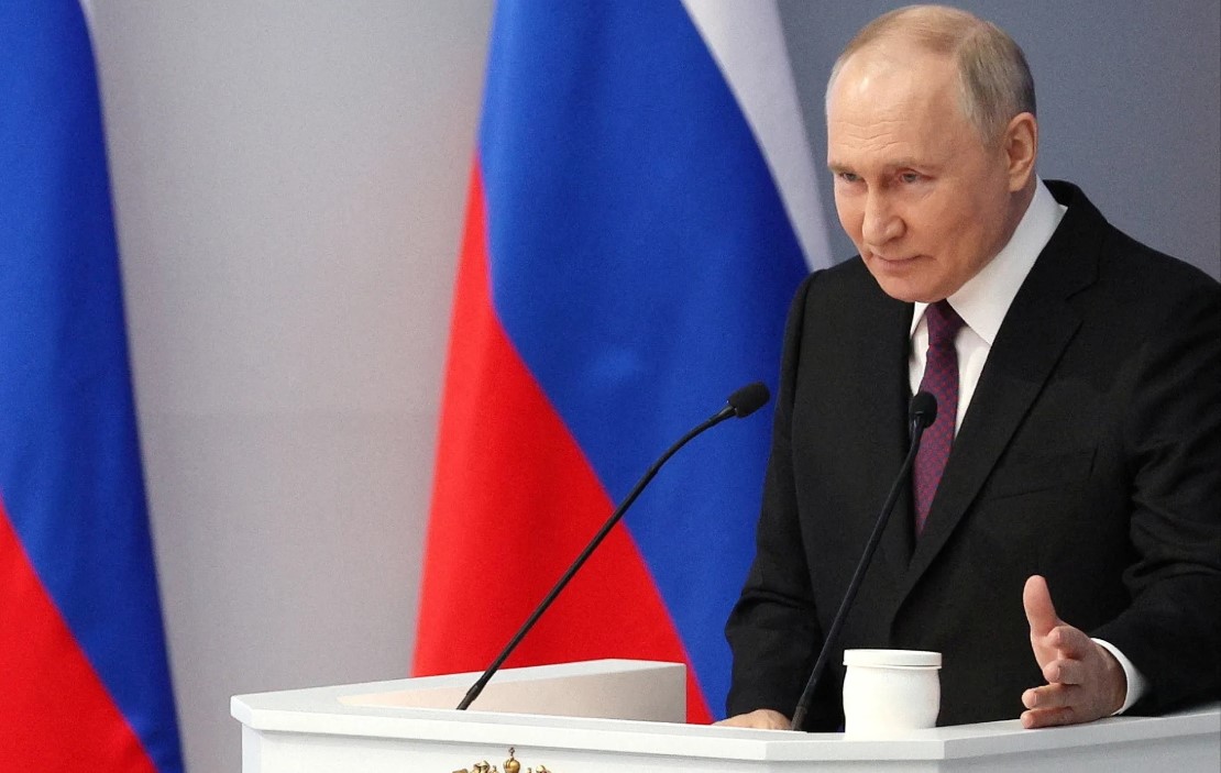 Putin Signals Return to Arms ,Russia to Produce Previously Banned Missiles