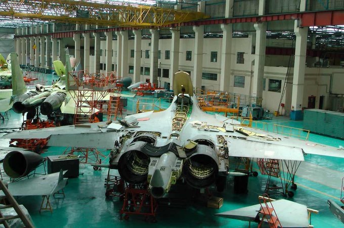 HAL Receives Russian Kits to Build 12 Su-30MKI Fighters, Deliveries by End-2026