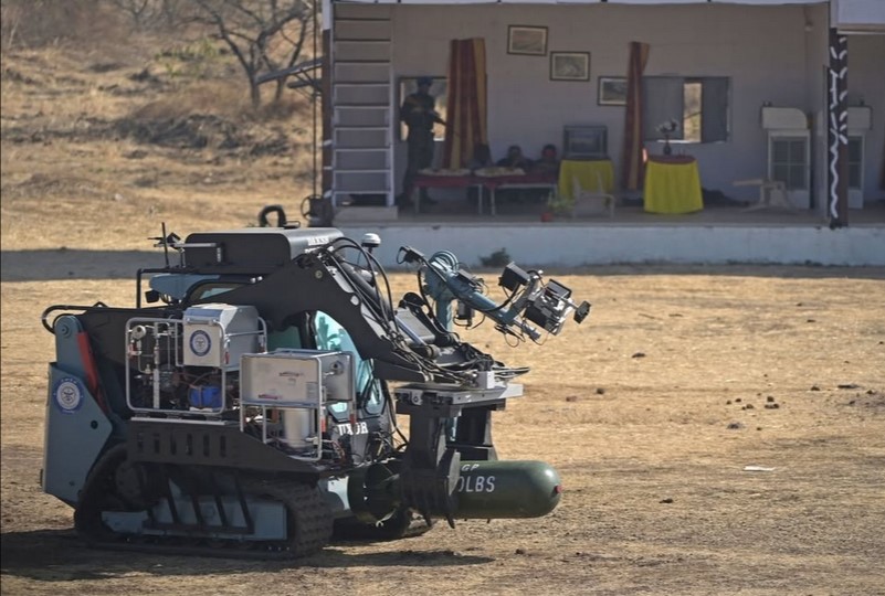 India's First Indigenous UXOR Robot, Capable of Handling 1000kg Unexploded Ordnance, Joins IAF After Successful Trials