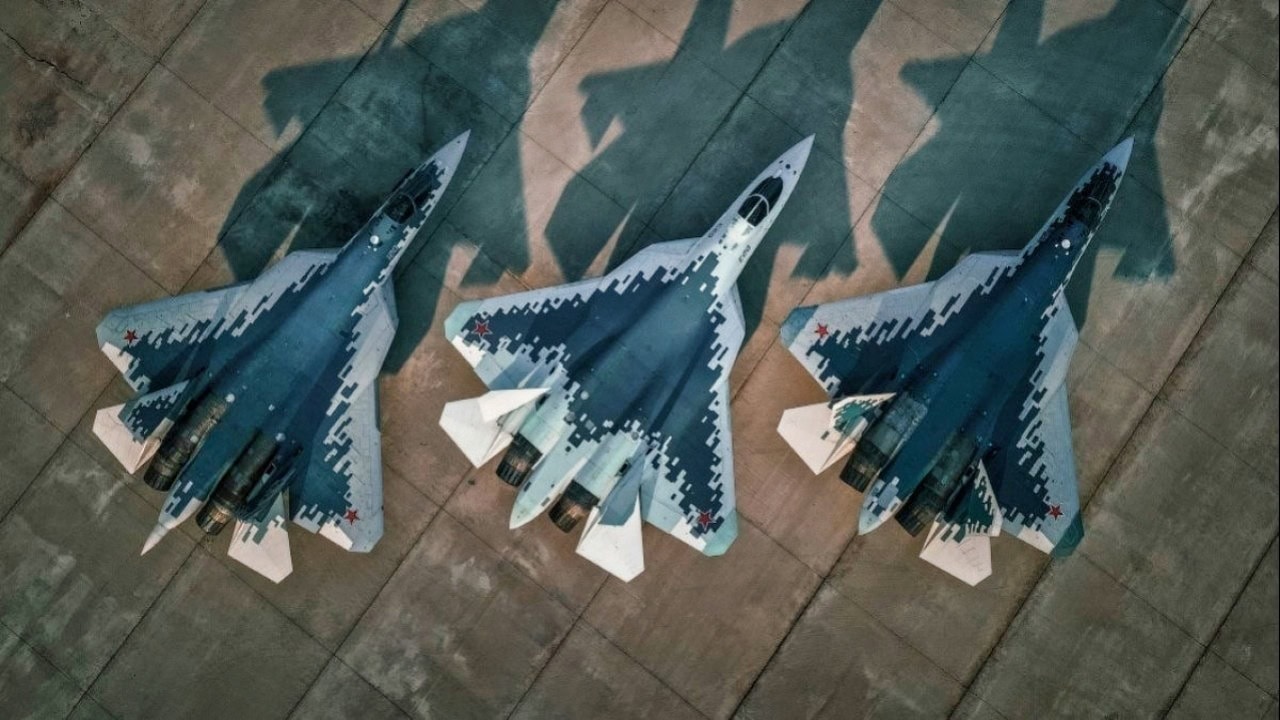 Rostec Delivers New Batch of Upgraded Su-57 Fighters to Russian Defense Ministry