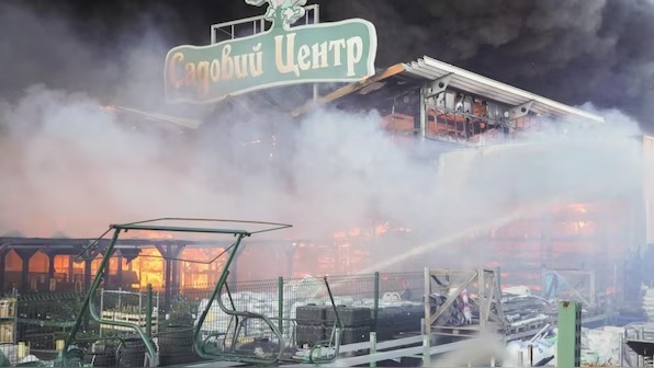 Russia's Glide Bombs Devastate Eastern Ukraine: Cities Under Siege