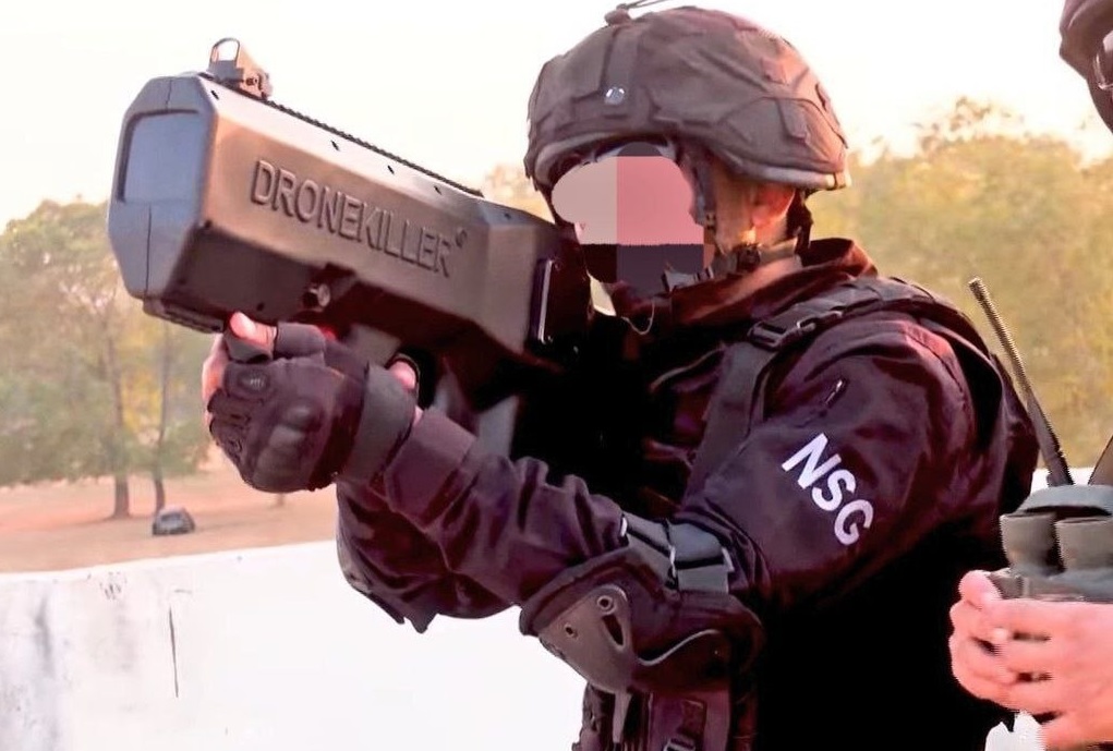India's NSG Commandos Deploy Handheld IXI Drone killer Weapon to Counter Aerial Threats