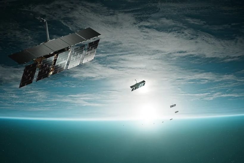 Russian Satellites Maneuver Within 13 Kilometers of ICEYE Radar Satellite Used by Ukraine