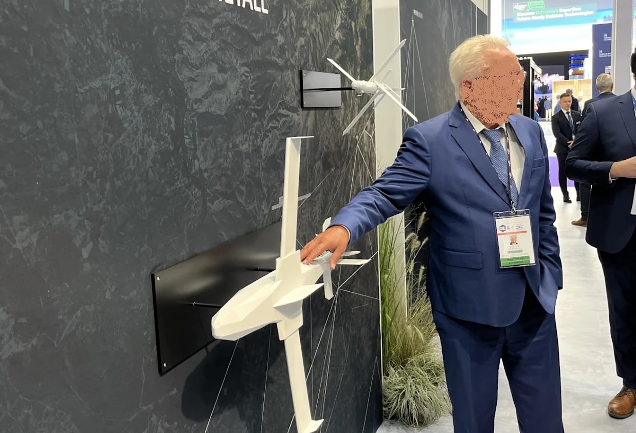Rheinmetall Unveils New Fixed-Wing Loitering Munition FV-014 at DSEI