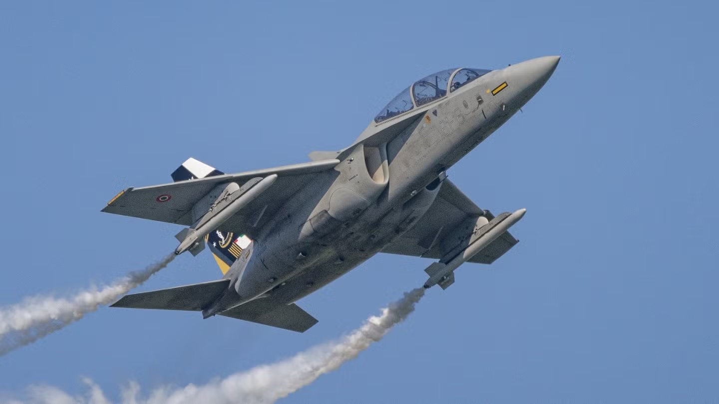 Austria Strengthens Air Power with 12 Advanced Leonardo M-346 Block 20 Light Combat Aircraft