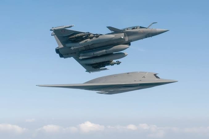 France Agrees to Equip Future Indian Rafales with AI, MUM-T and Secure Satellite Links Under F5 Standard
