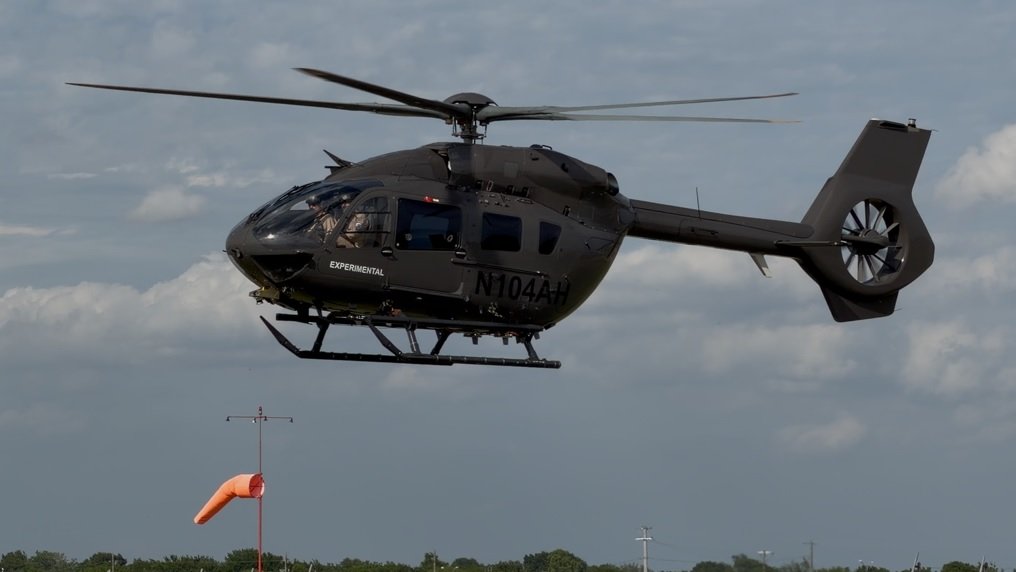  Airbus Wins $115.4 Million U.S. Army Contract for 10 New UH-72B Lakota Helicopters