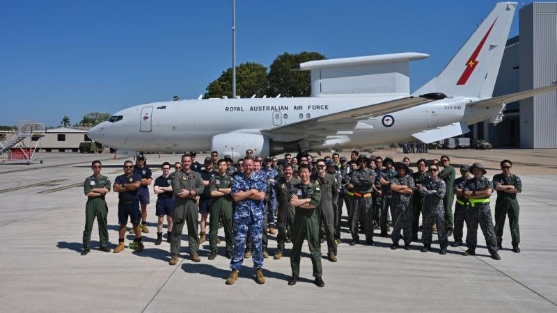 Australia&rsquo;s E-7A Wedgetail Links With Japan&rsquo;s E-2D During Exercise Pitch Black