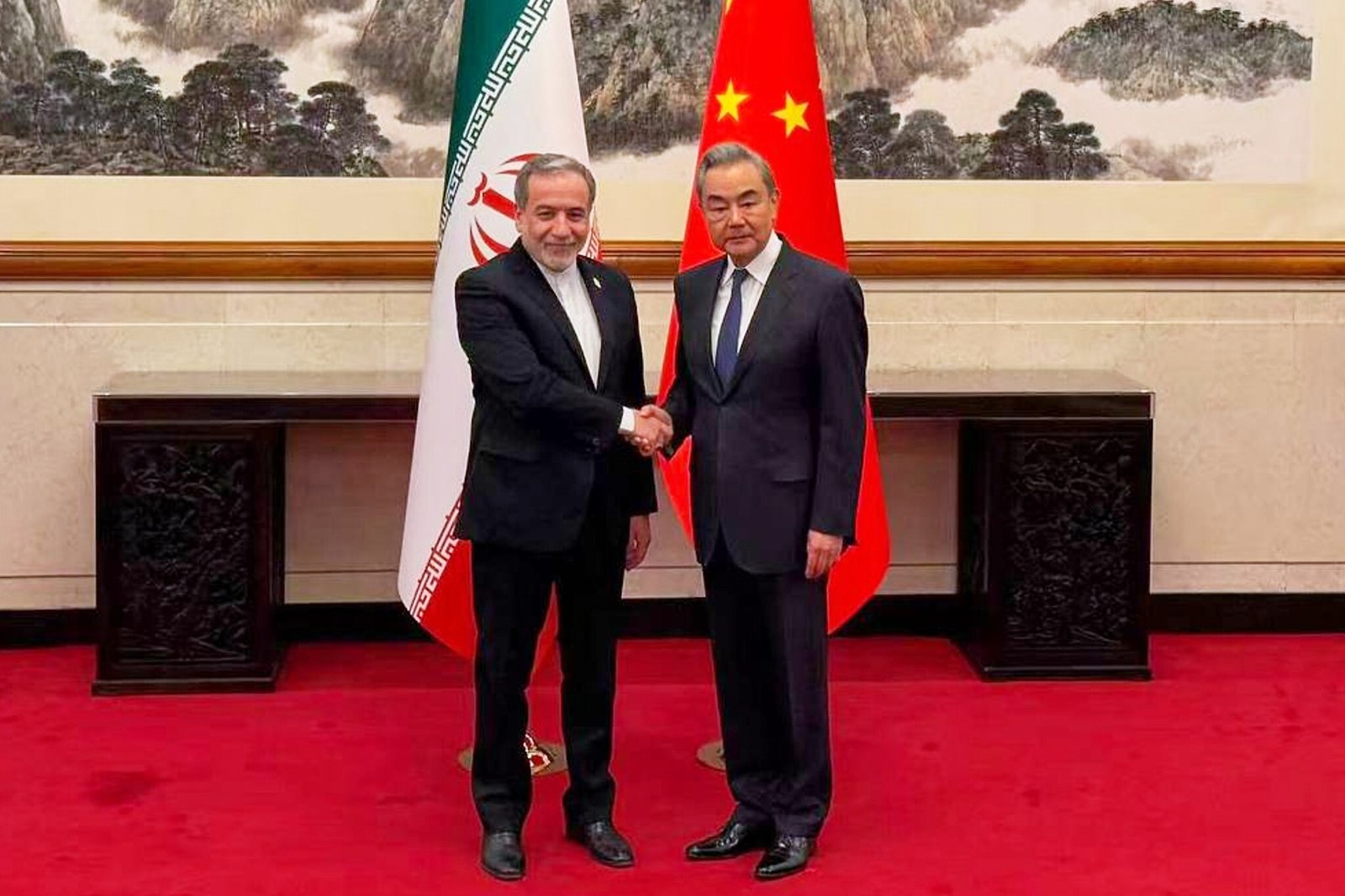 China Sent About 1,300 Dual-Use Shipments to Iran&rsquo;s Defense Ministry in First Half of 2026, WSJ Reports