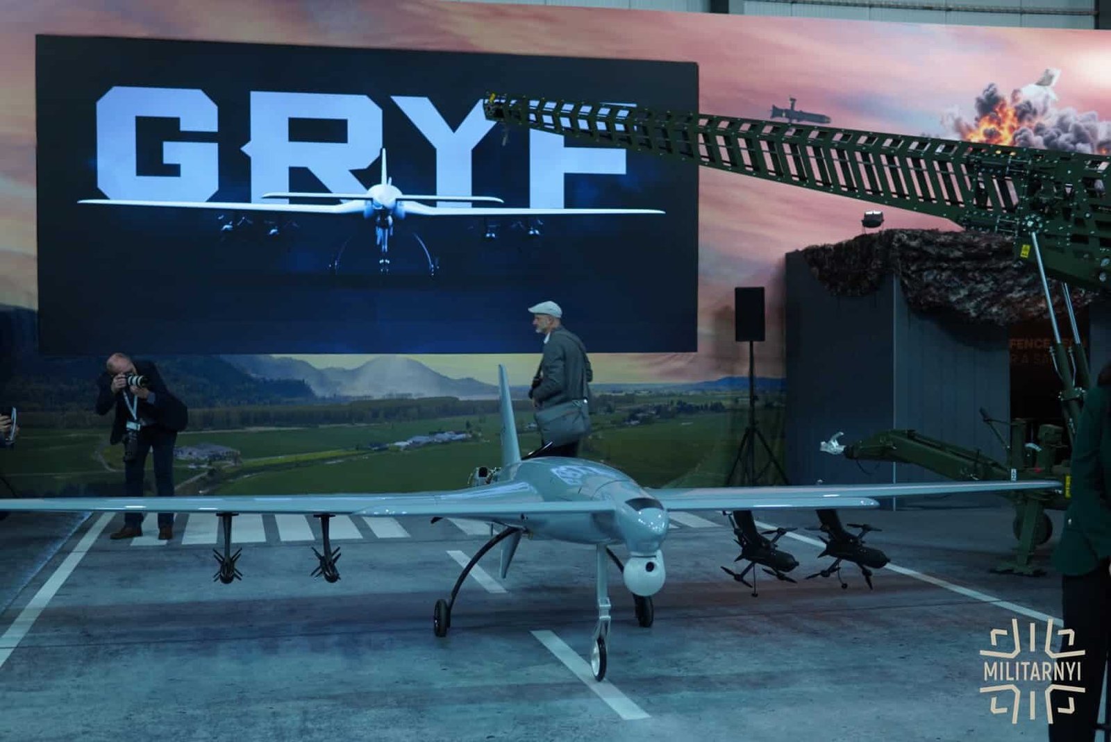 Czech Firm KBP International Unveils GRYF Long-Endurance Drone Carrier for Countering Hostile UAVs