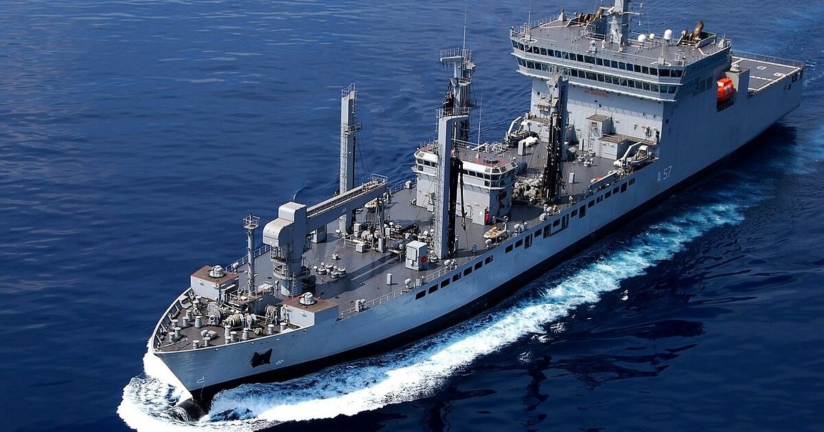 Defence Minister to Launch Indian Navy&rsquo;s First Fleet Support Ship in Visakhapatnam