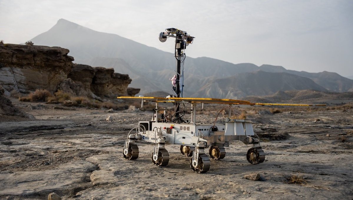 European Teams Complete Desert Rehearsal for Rosalind Franklin Mars Rover