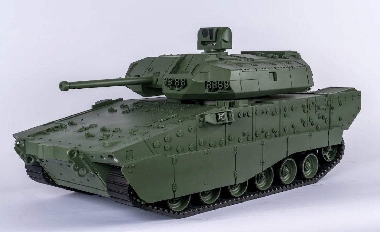 General Dynamics Displays XM30 Wolf Scale Model at AUSA 2026 as Army Prototype Testing Continues