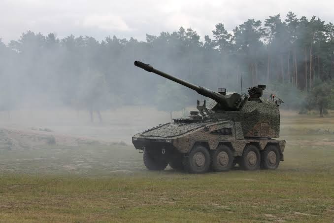 German RCH 155 Self-Propelled Howitzer Now "Combat Proven" in Ukraine, KNDS Advisor Confirms
