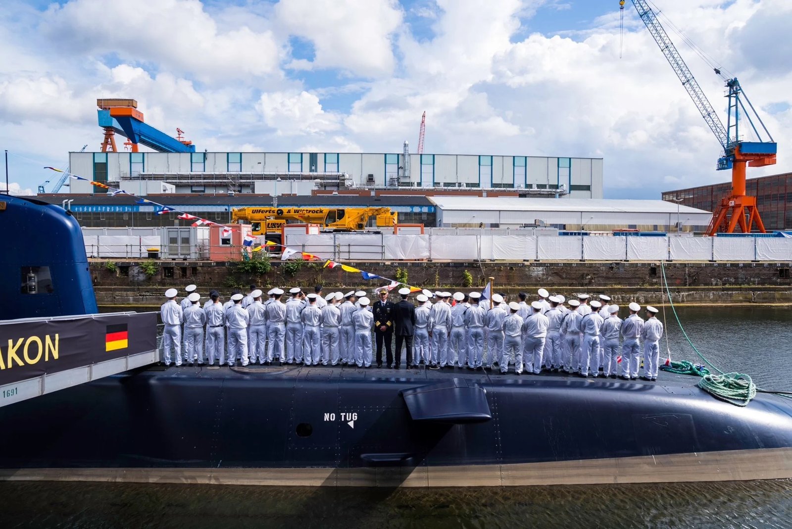 Germany Delivers INS Drakon, Israel&rsquo;s Sixth Submarine, Completing Dolphin AIP Submarine Program