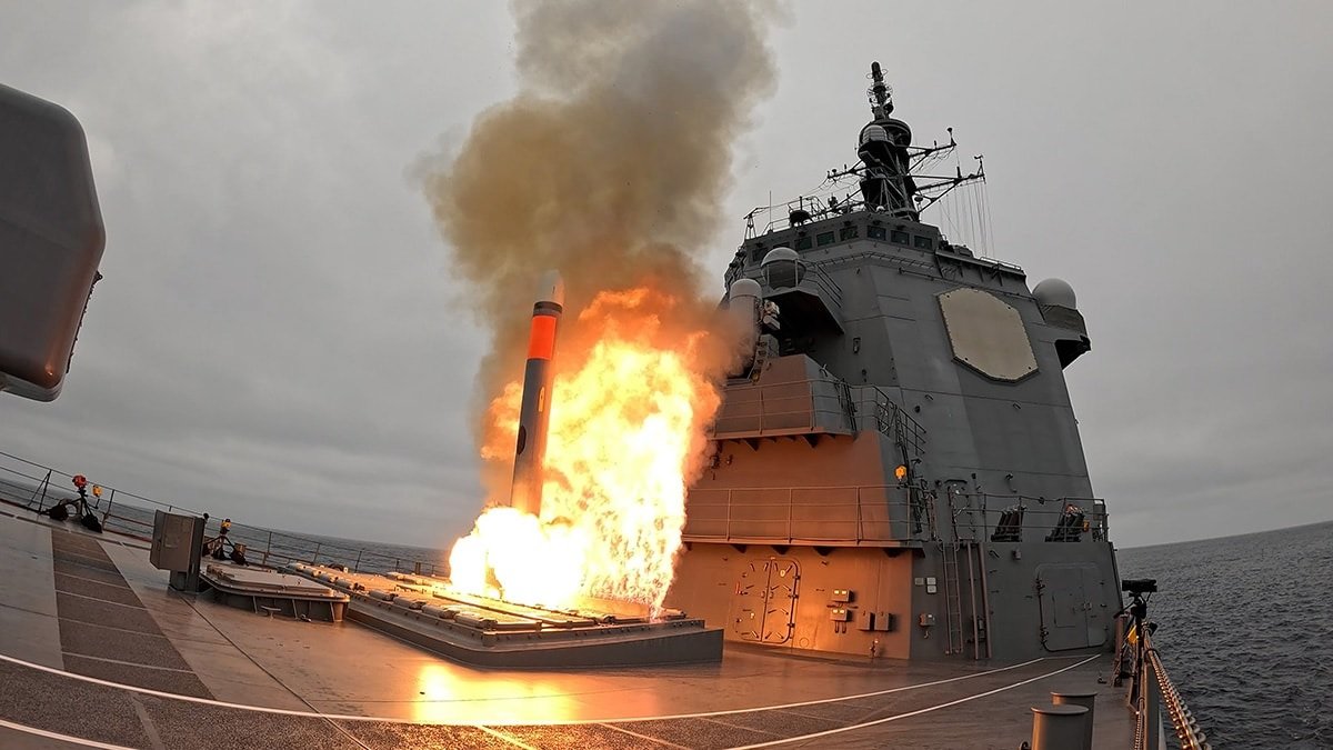 Japan Conducts First-Ever Live Tomahawk Missile Launch From JMSDF Destroyer JS Chokai