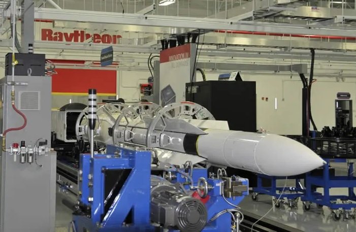 RTX Wins $745.4 Million U.S.-Japan Contract to Produce SM-3 Block IIA Interceptors