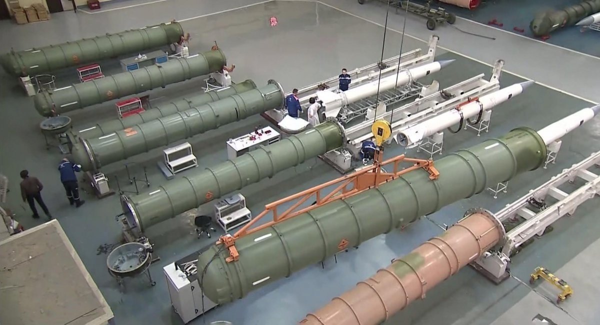 Russia Halts Kinzhal and Kh-32 Missile Production, Redirects Resources to More Effective Weapons, Ukrainian Intelligence Says