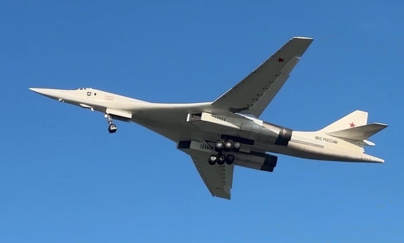 Russia Restarts Tu-160M Strategic Bomber Production After Modernizing 80% of Systems