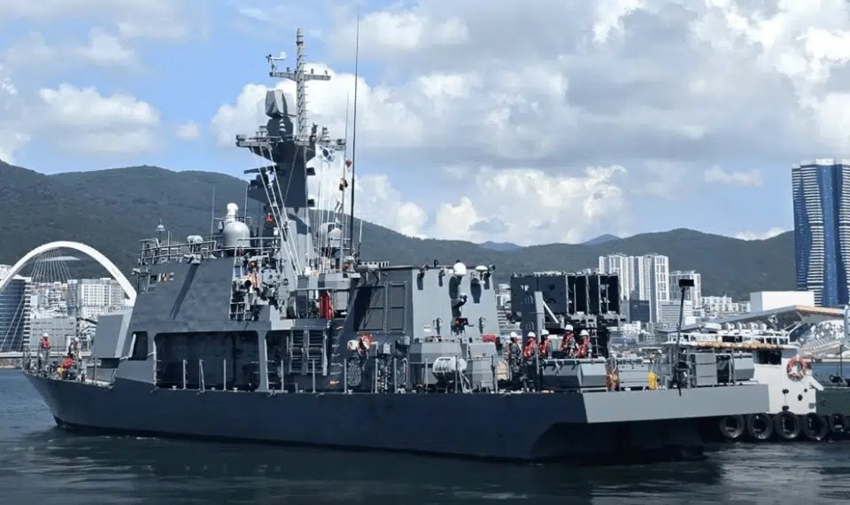 South Korea Delivers First PKX-B Batch-II Fast Patrol Craft to Navy